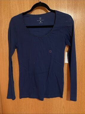 New York & Company Navy Scoop Neck Long Sleeve Top